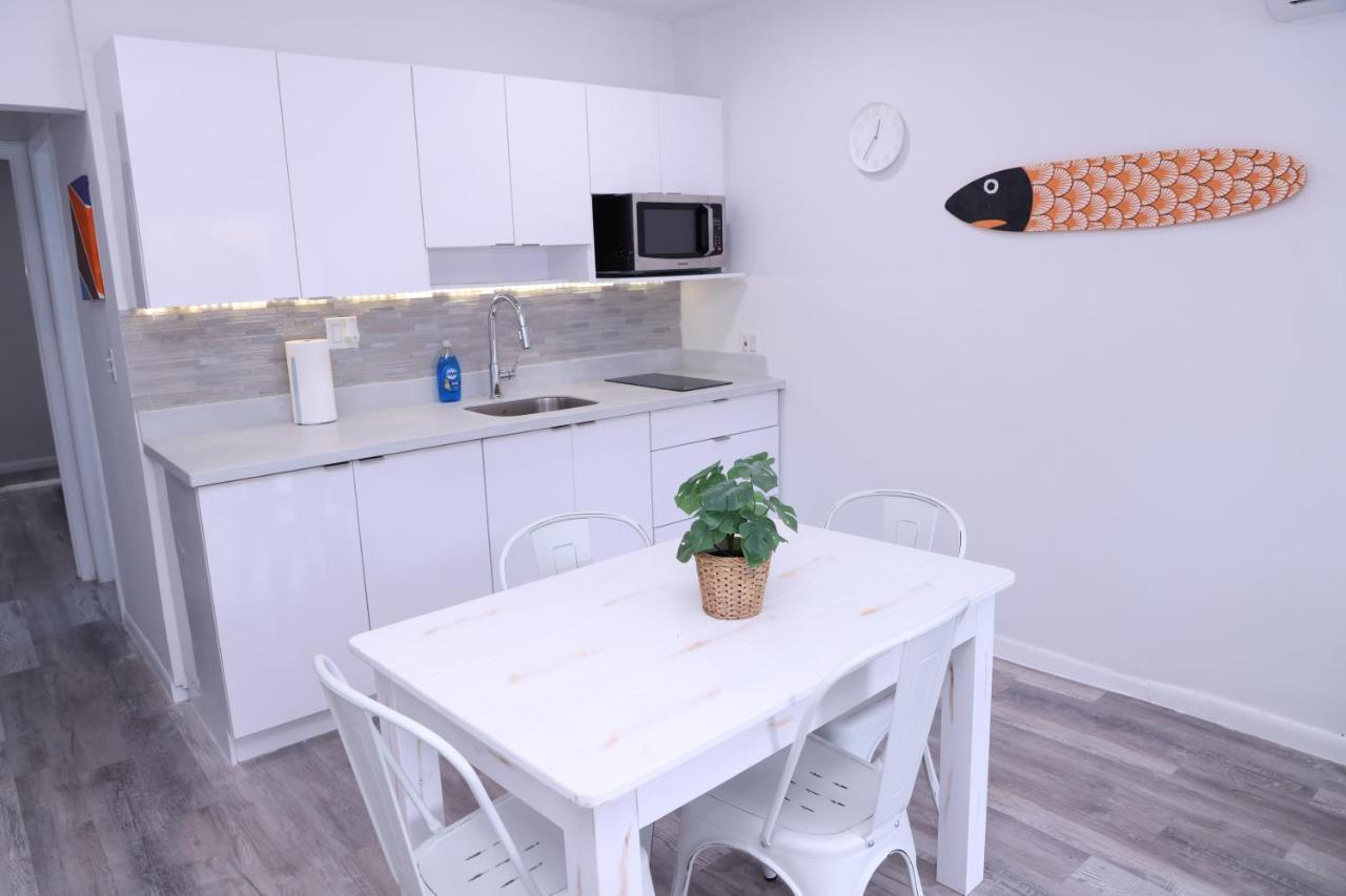 Douglas Rd Apartments Майами Экстерьер фото