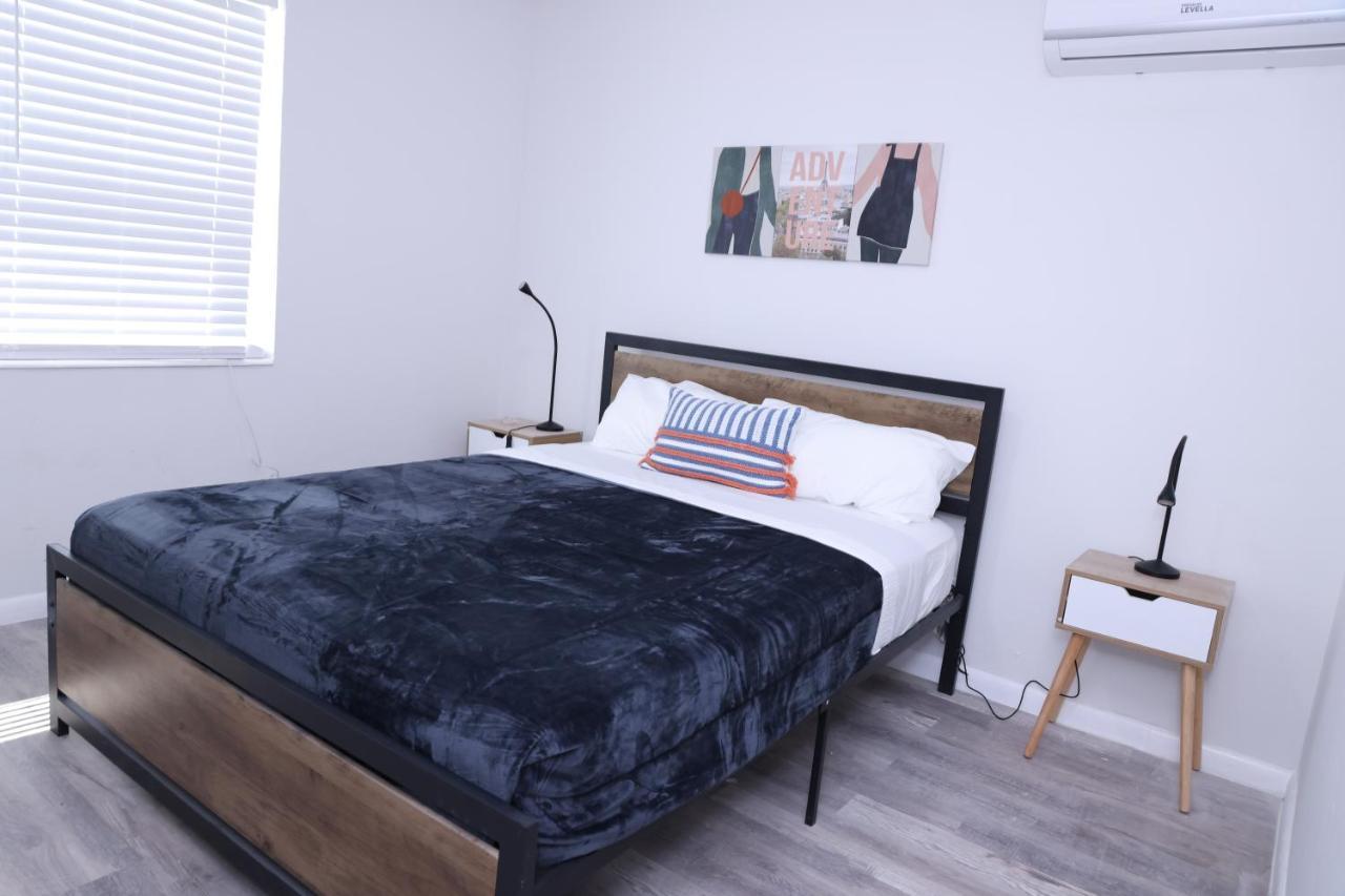 Douglas Rd Apartments Майами Экстерьер фото